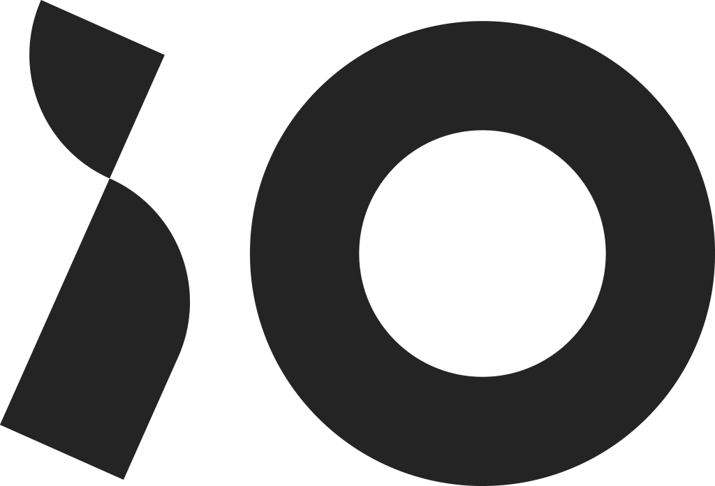 iO